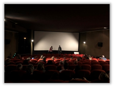 Le 20 décembre 2018, près d’une centaine de professionnels de la protection de l’enfance ainsi qu’une vingtaine de mineurs accompagnés par la protection judiciaire de la jeunesse étaient présents à la projection du film « Shéhérazade », organisée par le pôle territorial de formation Grand-Centre de l’École nationale de protection judiciaire de la jeunesse. 