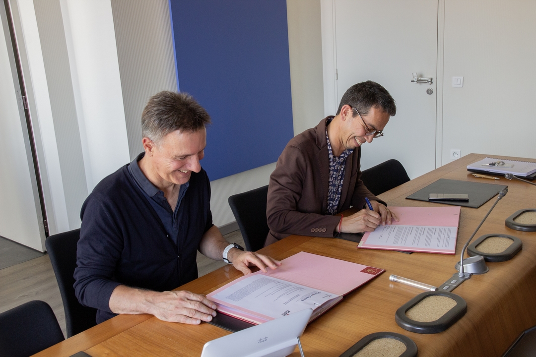 Le vendredi 30 juin 2023, Pascal Chaumette, directeur de Diagoriente, était présent au site central (Roubaix – Hauts-de-France) de l’École nationale de protection judiciaire de la jeunesse (ENPJJ) pour y signer conjointement, avec Frédéric Phaure, directeur général de l’ENPJJ, une convention de partenariat.