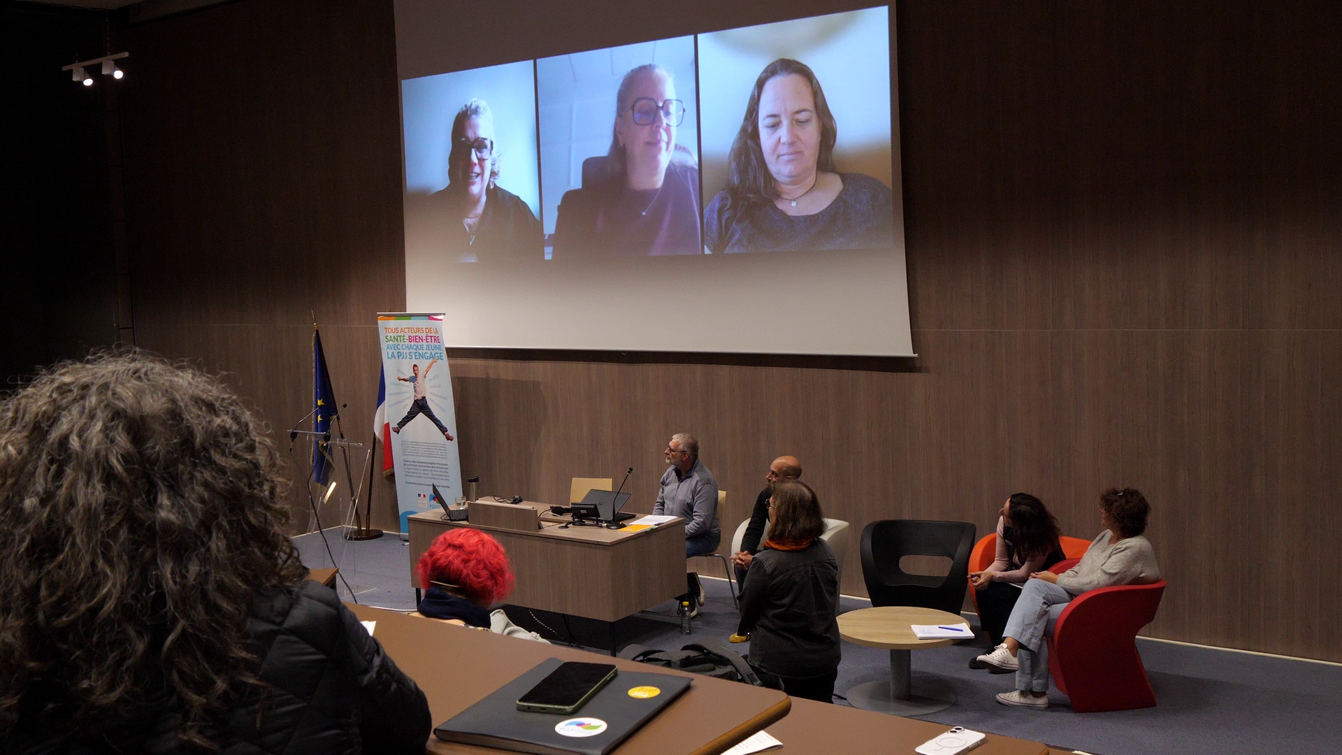 La journée thématique du lendemain a été consacrée à la lutte contre l’exploitation sexuelle des mineur(e)s, sujet au cœur des préoccupations de nombreuses équipes aujourd’hui.