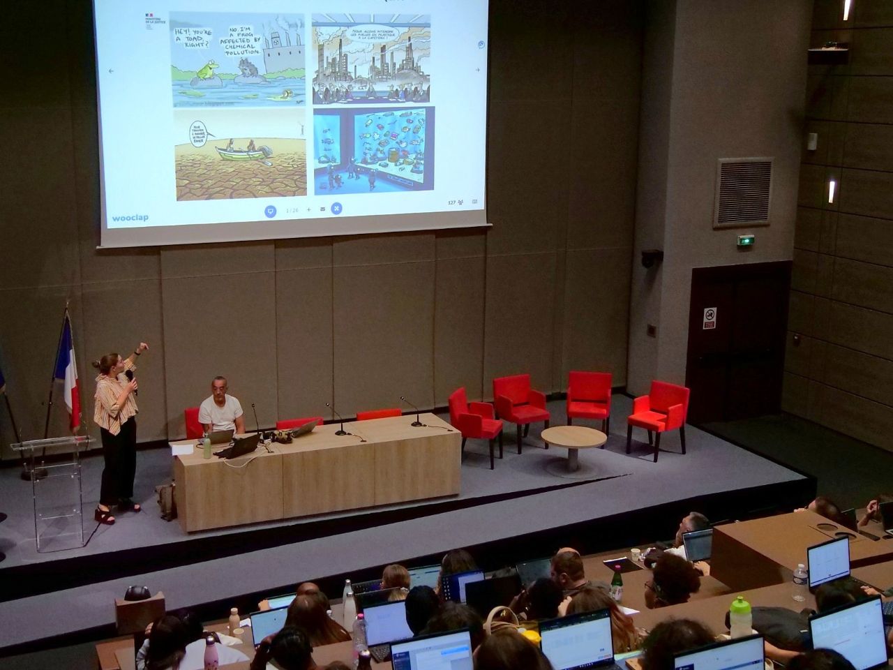 Les interventions d’Yves Piquot, maître de conférences au sein du département de biologie de la faculté des sciences et technologie de l'Université de Lille, puis de Caroline Herbaut, coordinatrice transformation écologique au ministère de la Justice, ainsi que de Ronan Marie, formateur au pôle Interventions Éducatives à l’ENPJJ, autour de la planification écologique au sein du ministère, ont nourri les réflexions.