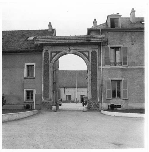 Entrée principale du centre de formation et d’études de l’Education surveillée