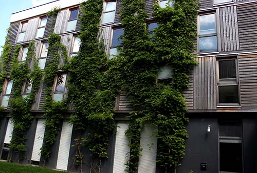 Façade de la résidence hôtelière de l’ENPJJ