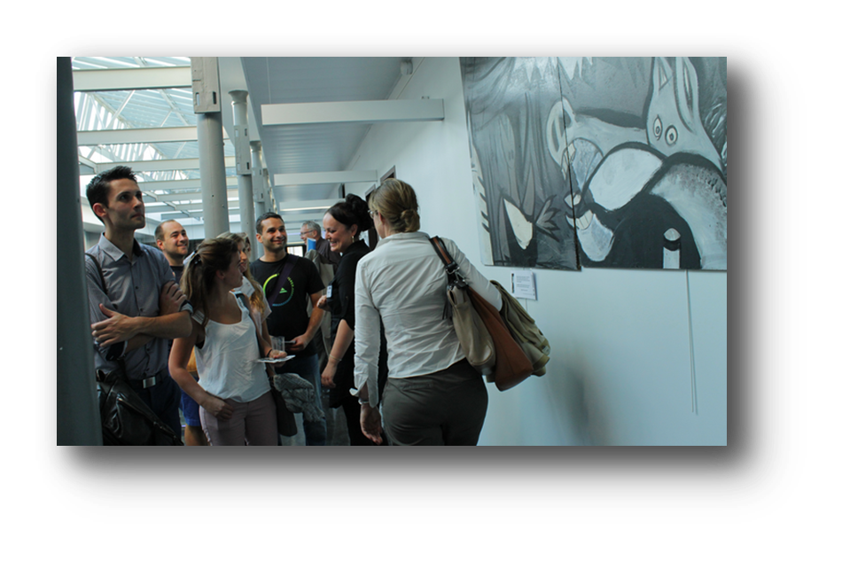 Le vernissage de l'exposition "D'après Guernica" a également inauguré l’ouverture de la nouvelle saison culturelle de l’Ecole. 